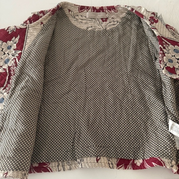 ZARA BLAZER PRINTED FLORAL QUILTED CARDIGAN WHITE RED JACKET BLOGGERS size M - Picture 14 of 16